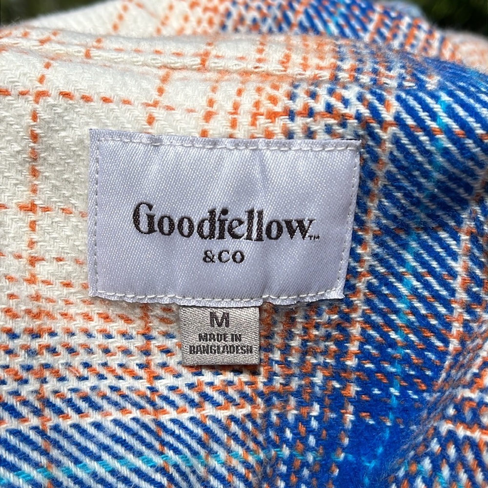 Goodfellow Plaid Medium Thickness Button Down Lon… - image 7